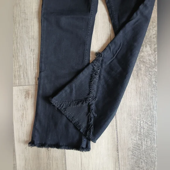 Citizen of Humanity Drew Fray Jeans in black, Size 27 - Picture 4 of 6